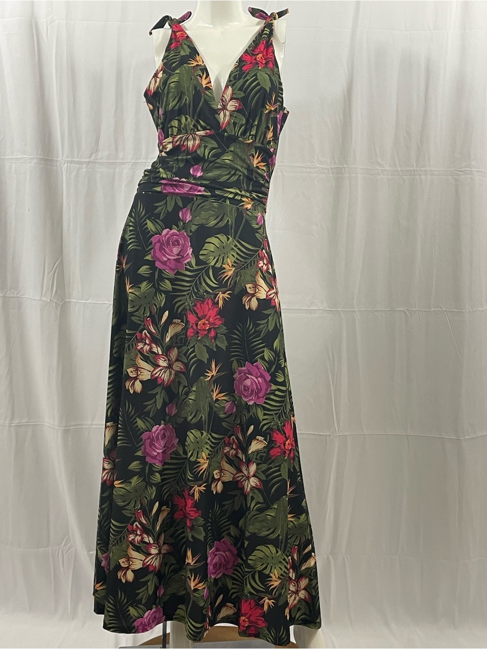 VENUS Black Floral Tie-Shoulder Maxi Dress